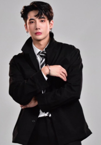หลุยส์-กฤตวัฒน์