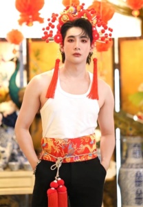 หลุยส์-กฤตวัฒน์