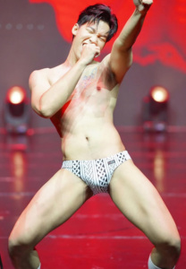ฉลามแทงค์