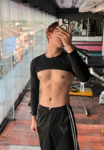 ฉลามแทงค์