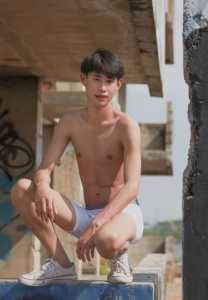 ไต-เติ้ล-ฮอต