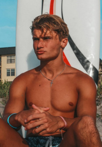 Connor-Lee-หล่อ
