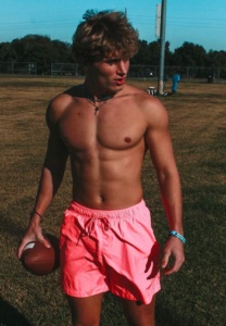 Connor-Lee-หล่อมาก