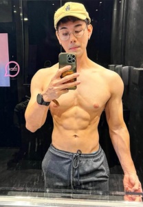 Bobby-Panachai-ใสใส