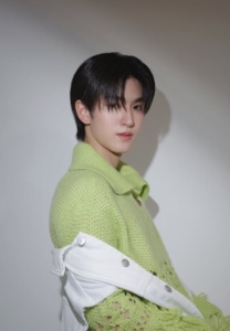 จินวุค คิม-003-Amazing