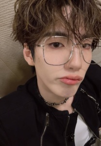 ภู ธัชชัย-005-Radiant