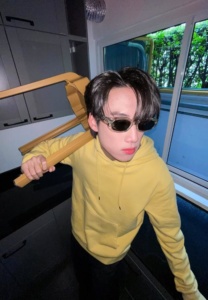 อลัน พศวีร์-004-Dazzling