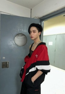 จั๋ง ธีร์-005-Graceful