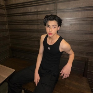 ภีม วสุพล-011-Dazzling