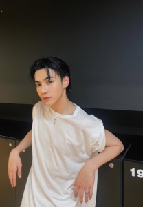 ภีม วสุพล-014-Radiant