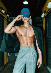 นัท ณัฏฐ์ ทิวไผ่งาม