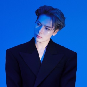 Jackson Wang-010-Amazing