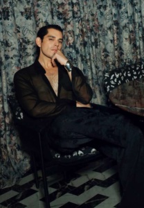 Mond-Gutierrez-011-Adorable