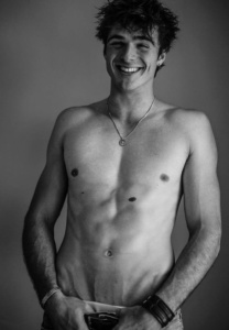 jacob-elordi-006-Graceful