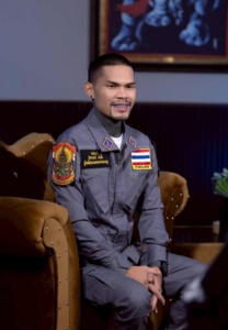 ปอน-จักกฤษณ์