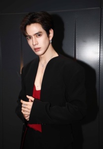 ฟิล์ม-ธนภัทร